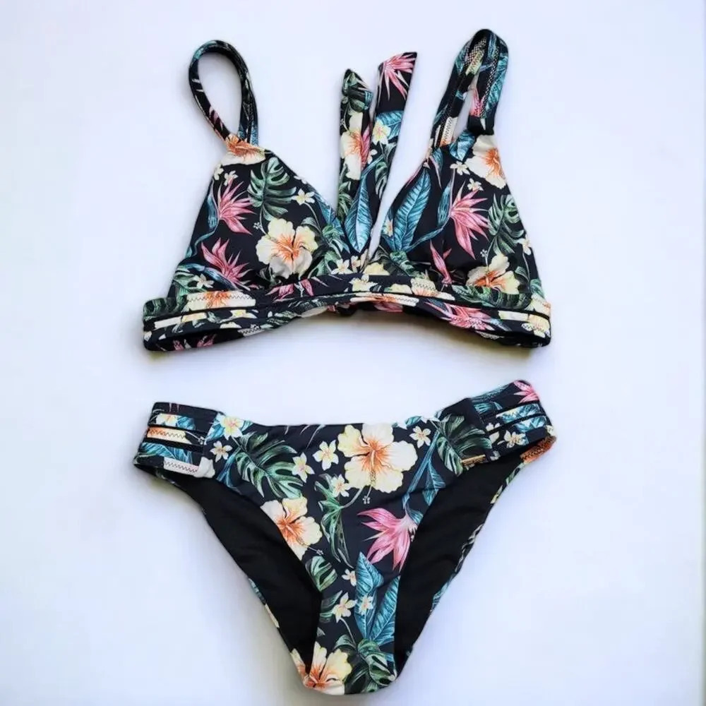 Sweet Secret Black Tropical Flower 2 Piece Bikini - Size EU 36